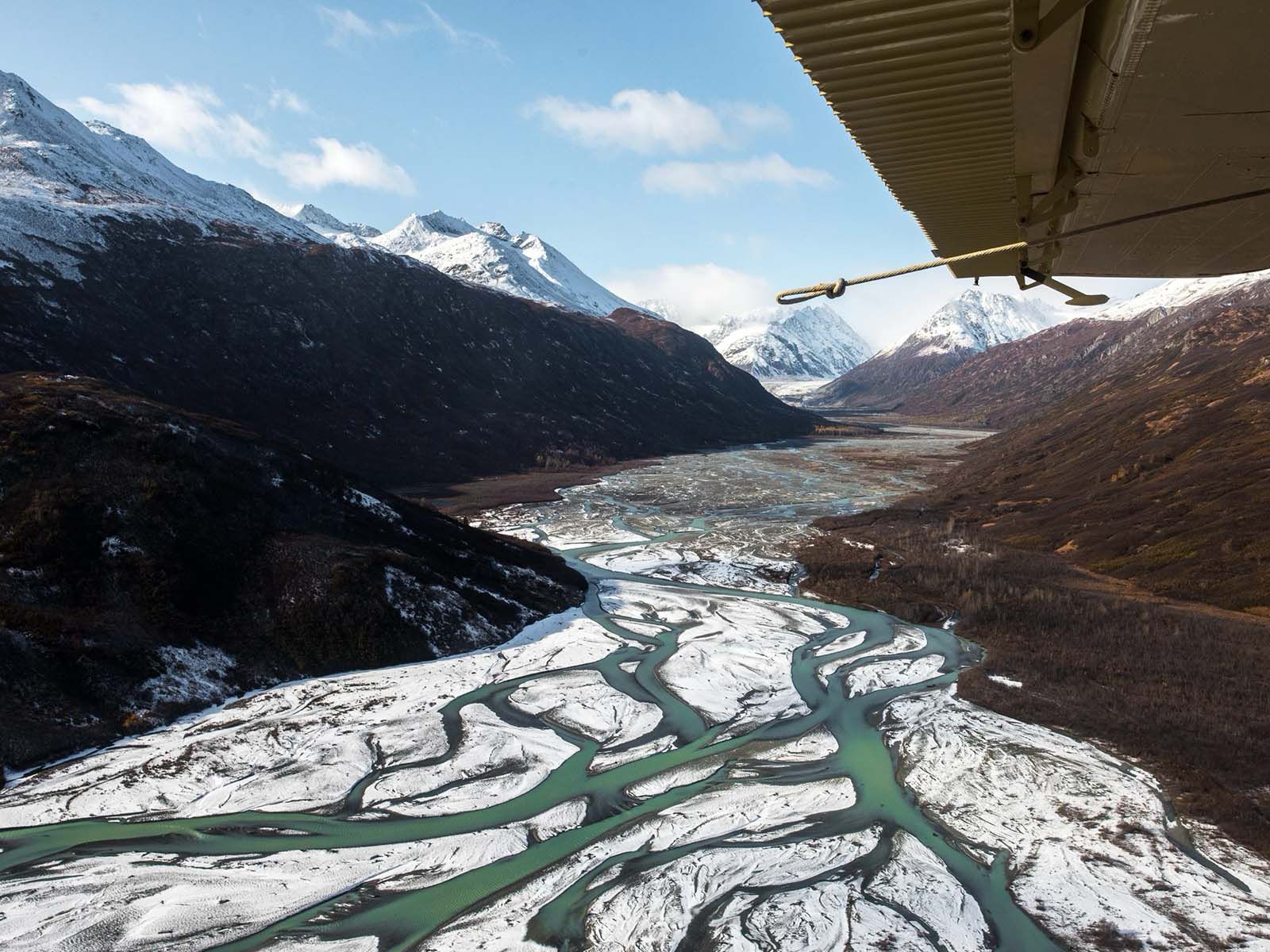 Lake Clark Pass Flightseeing 